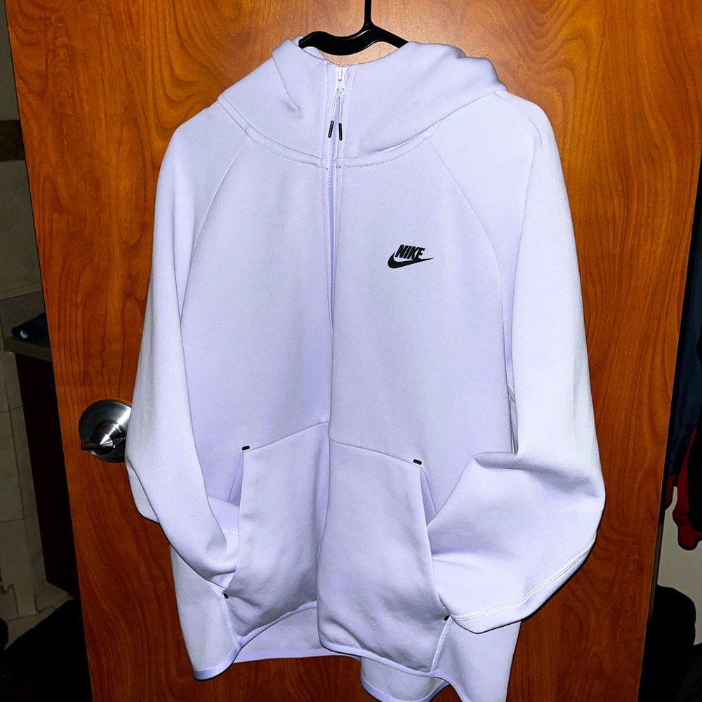 Reposted Nike Tech Fleece Full Zip Hoodie in Lavender